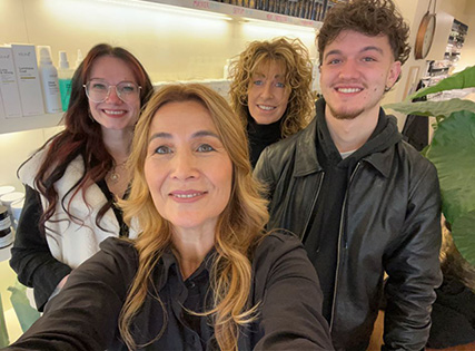 Hele team van Velsen Kappers